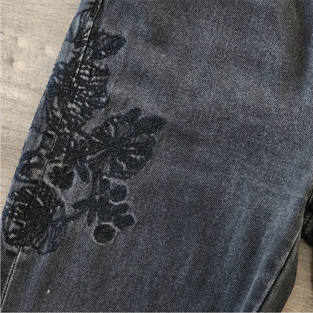 Aeo Mom Jeans - image 8